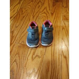 Size 5 Champion Girl's Shoes